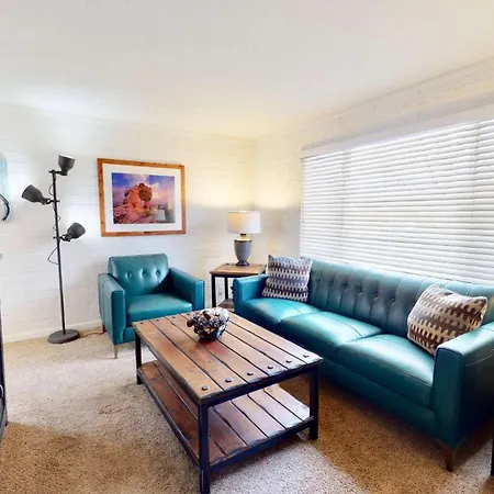 Downtown Cozy Home Base - Purple Sage 8